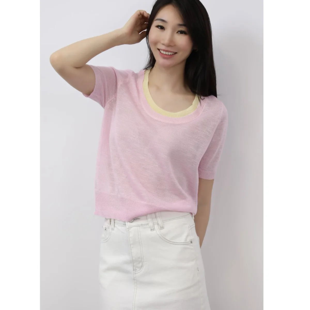Suéter elegante de manga corta de verano para mujer, novedad de 2025, Top ajustado con cuello redondo, Jersey fino informal para mujer