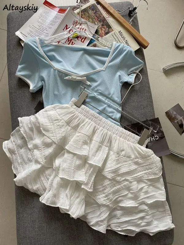 

Женские комплекты с короткими рукавами Hotsweet, тонкие универсальные топы, мини-юбки, модная повседневная уличная одежда трапециевидной формы, уменьшающая возраст, новинка лета, нежная