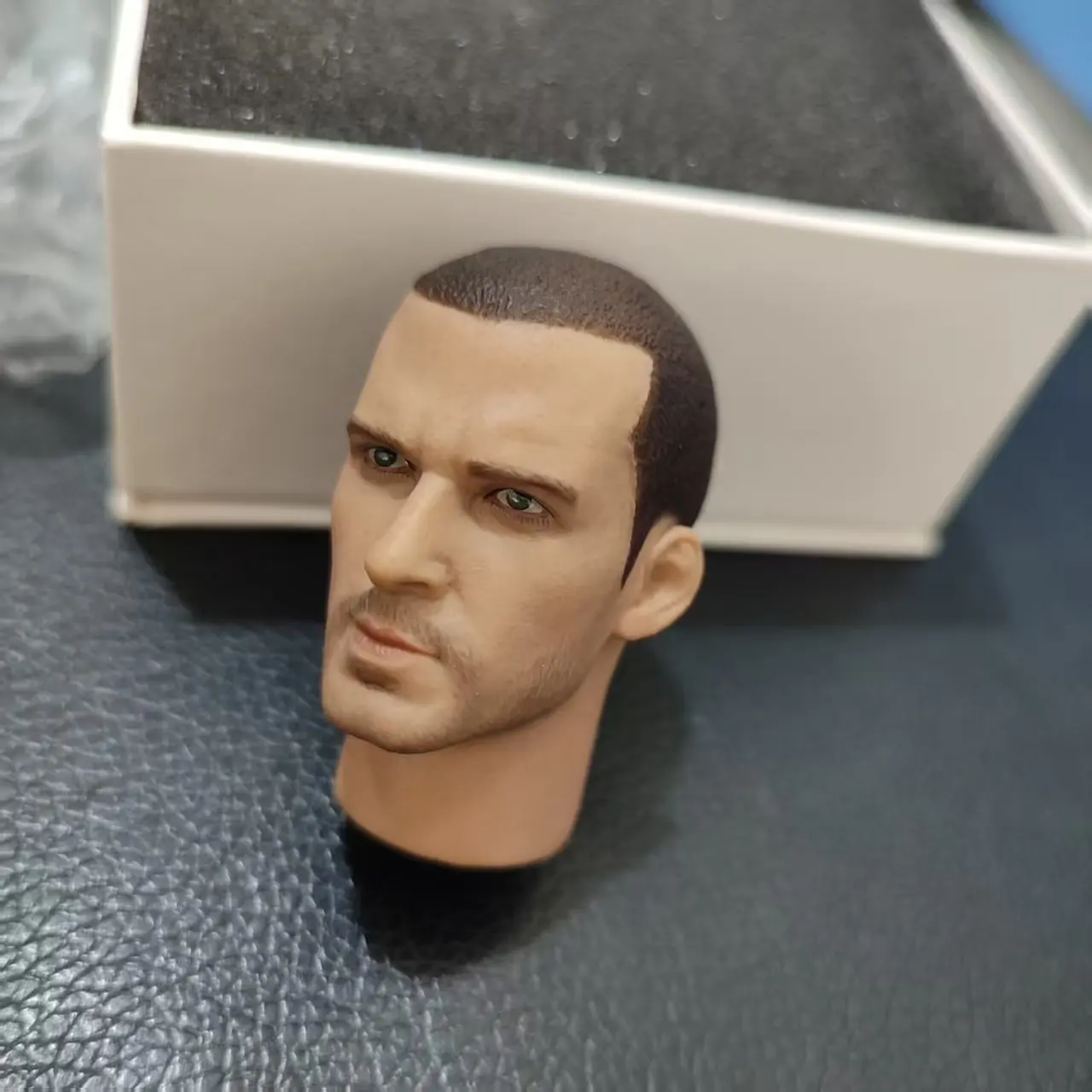 In Store Headplay 1/6 Male Head Sculpt C-0032 Male Head Sculpture Carving Model Fit 12" Coo Muscle Action Figure Body