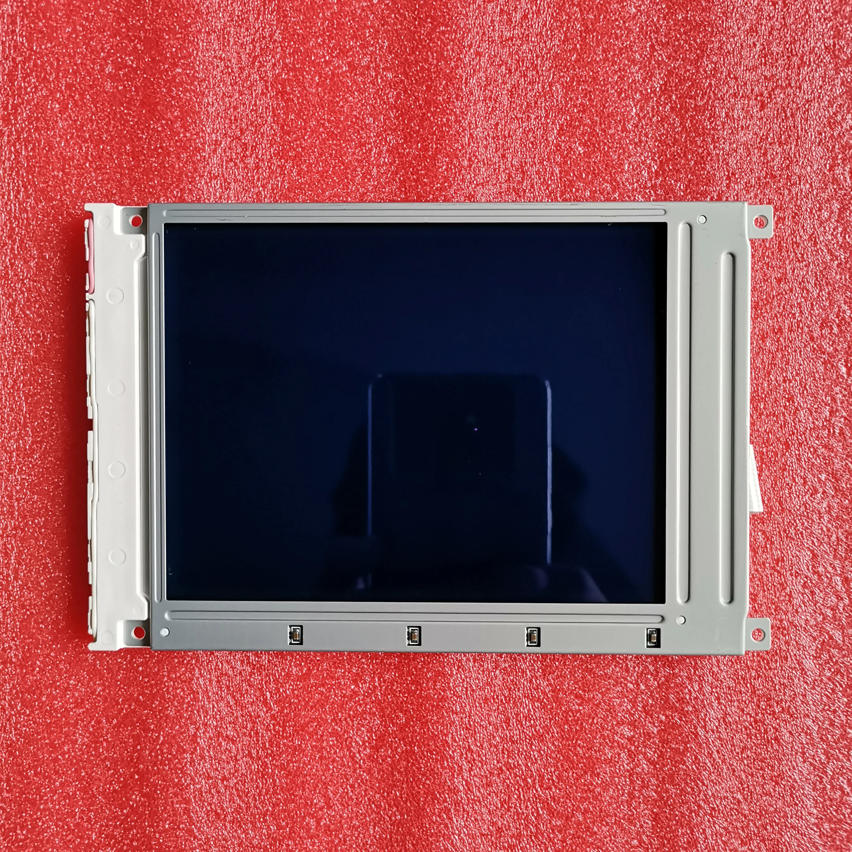 

5.7 lcd panel LM320192