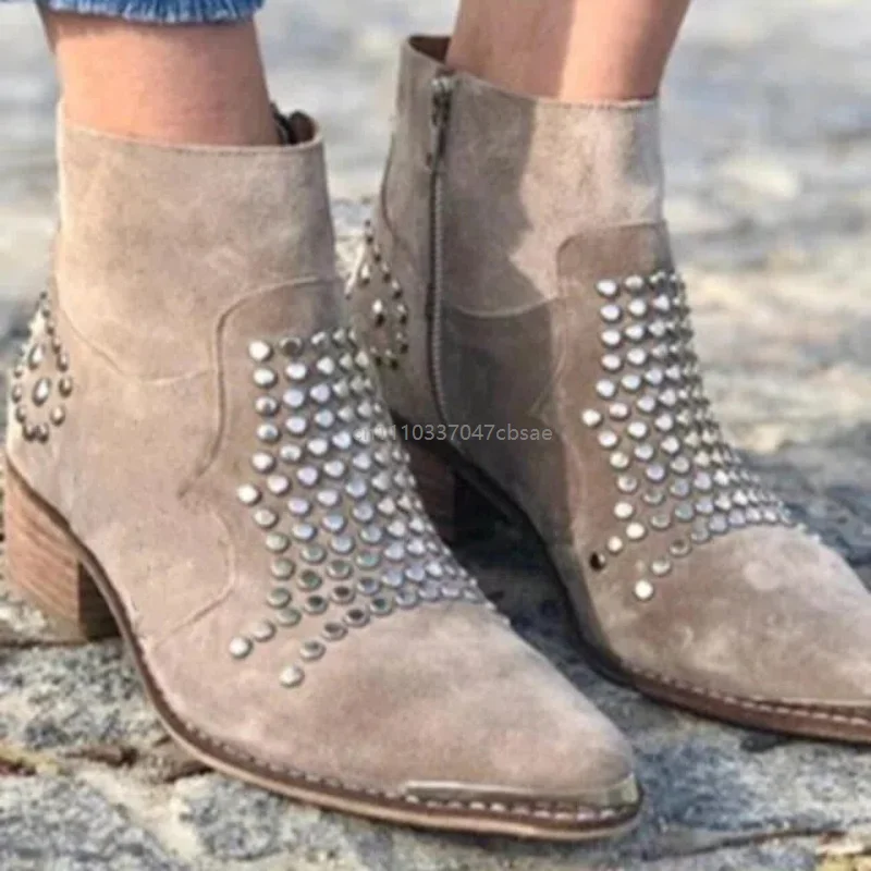 Vintage Western Rivet Studded Ankle Boots Women Suede Chunky Heel Side Zipper Pointed Toe Short Bootes Fashion Party Street Wear
