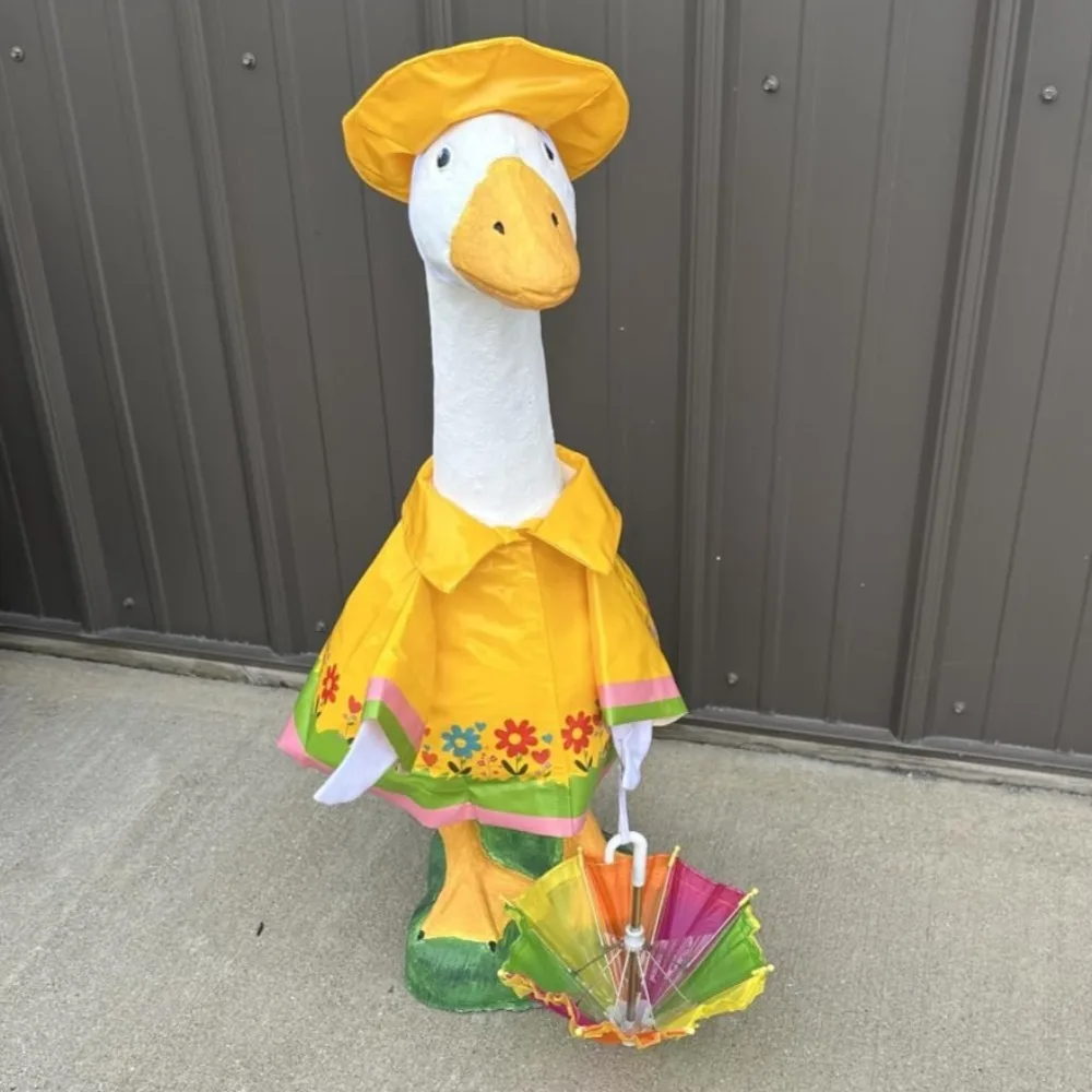 Raincoat with Umbrella Hat for Porch Goose,Summer Garden Goose Statue Rainwear Outfit Decoration Accessory Set Exclude Goose
