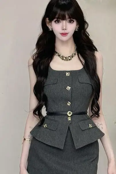 

2025 Chic Square Neck Sleeveless Blouse + High Waist Tied Waist Mini Skirt Two Piece Set Women's Elegant Slimming Summer Outfits