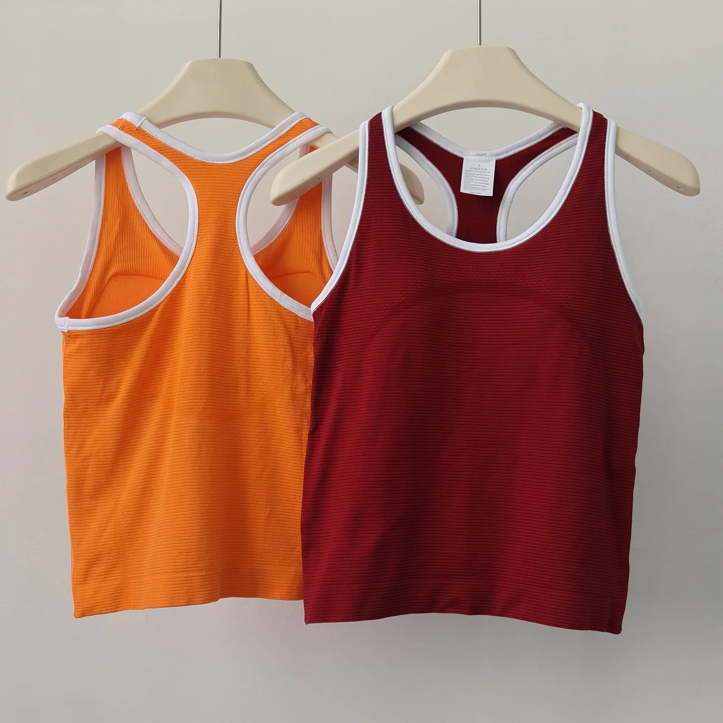All-in-One Yoga-Wear I-förmige Weste für Damen Julong Stoßfeste Atmungsaktive Lauf- und Fitnessbekleidung Sportliche Schlankmachende Ärmellose Weste – Detail 1