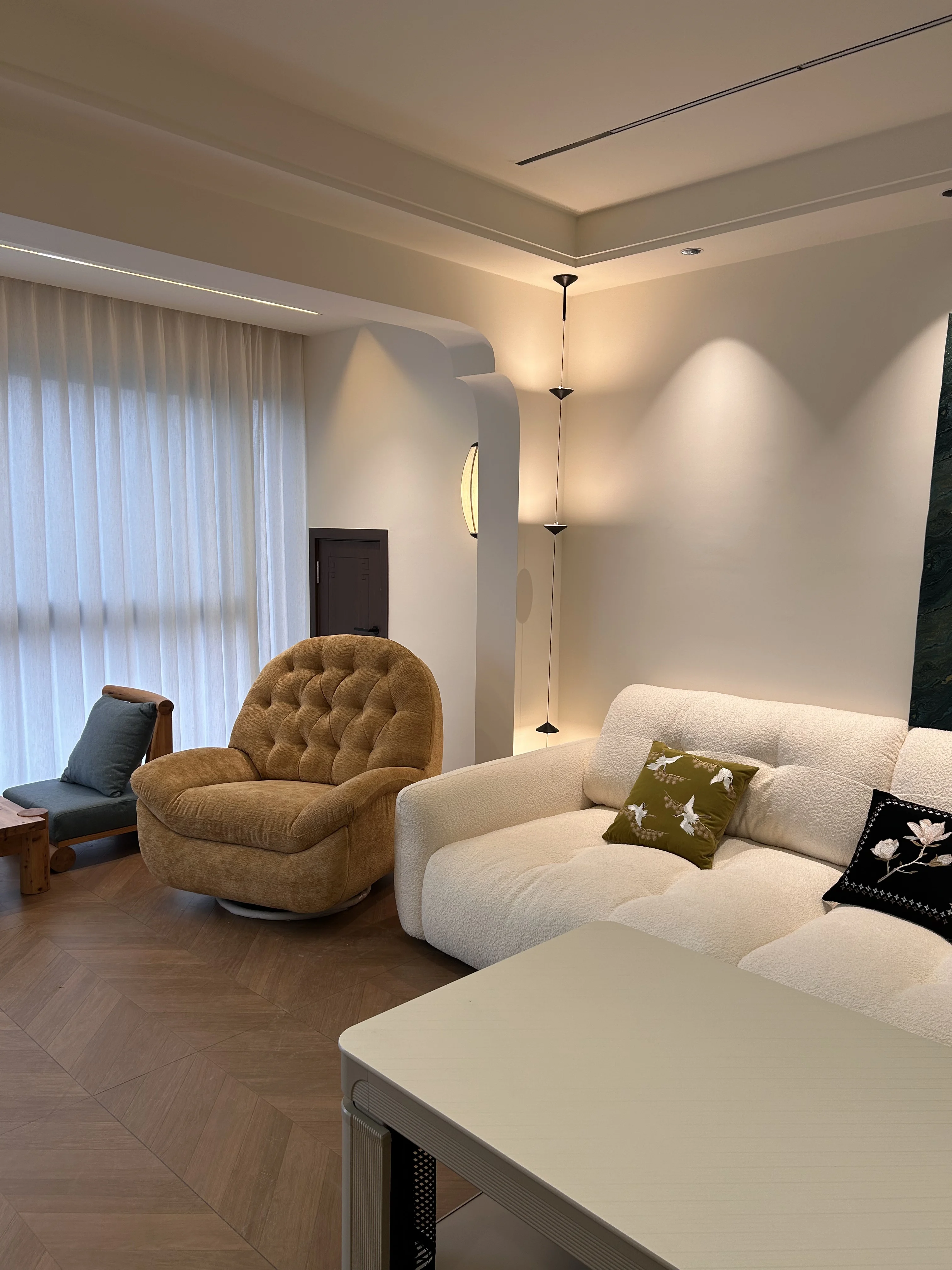 Minimalist Floor Lamp Cone Design Art Modern Living Room Hallway Wall Decor Iron Hanging Cable Floor Lamp for Bedroom Indoor