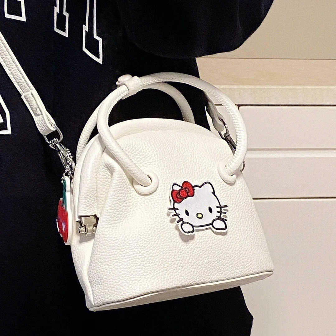 2023 New Hello Kitty Shoulder Bags Handbag Y2k Litchi Pattern Handbag Square Large Capacity Shopping bag White for Girls Women