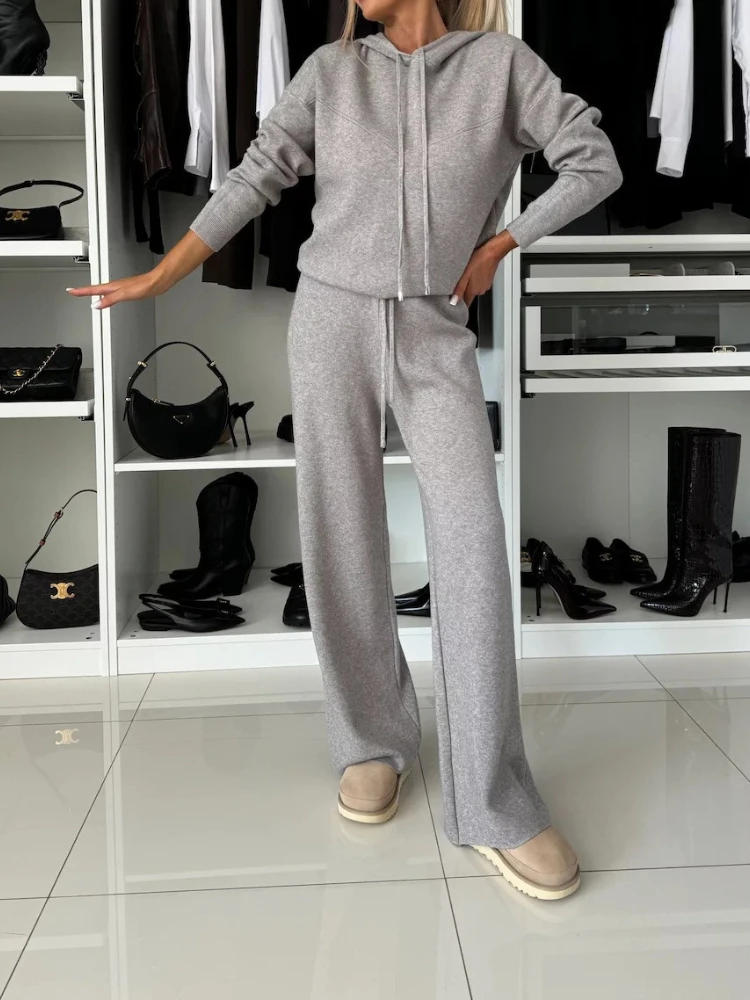 新しい女性のトラックスーツ春のファッション暖かいパーカースウェットシャツ 2 ピース特大固体カジュアルパーカープルオーバーロングパンツセット