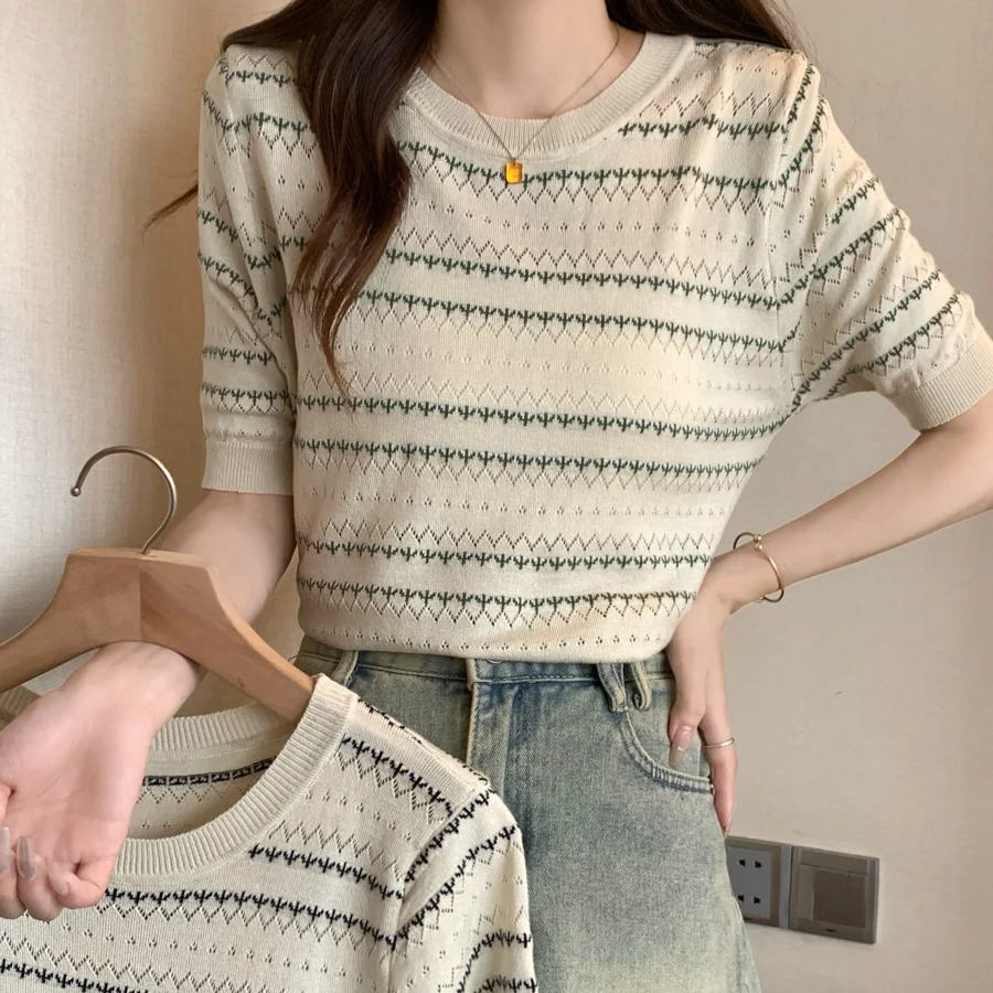 Knitted Sweater Women Pullovers New Short Sleeve Striped Knit Sweater Pullover Women Tops O-Neck Hollow Out Women Clothing Q2754