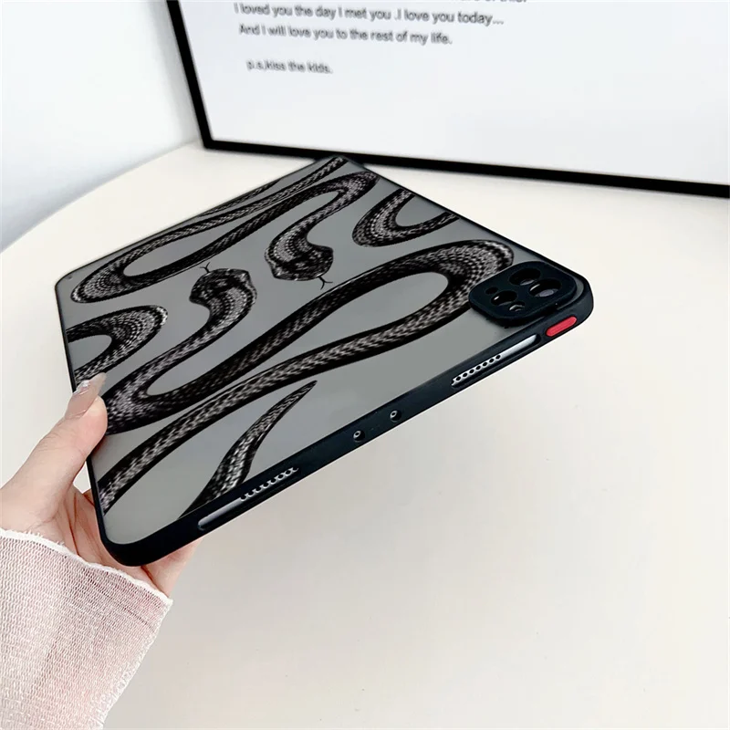 Black Snake Spider Graphic Cover for iPad Air 4 5 7 8 9 10.2 10 th Generation 10.9 Pro 11 2018 12.9 2022 9.7 Mini 2 3 4 5 6 Case