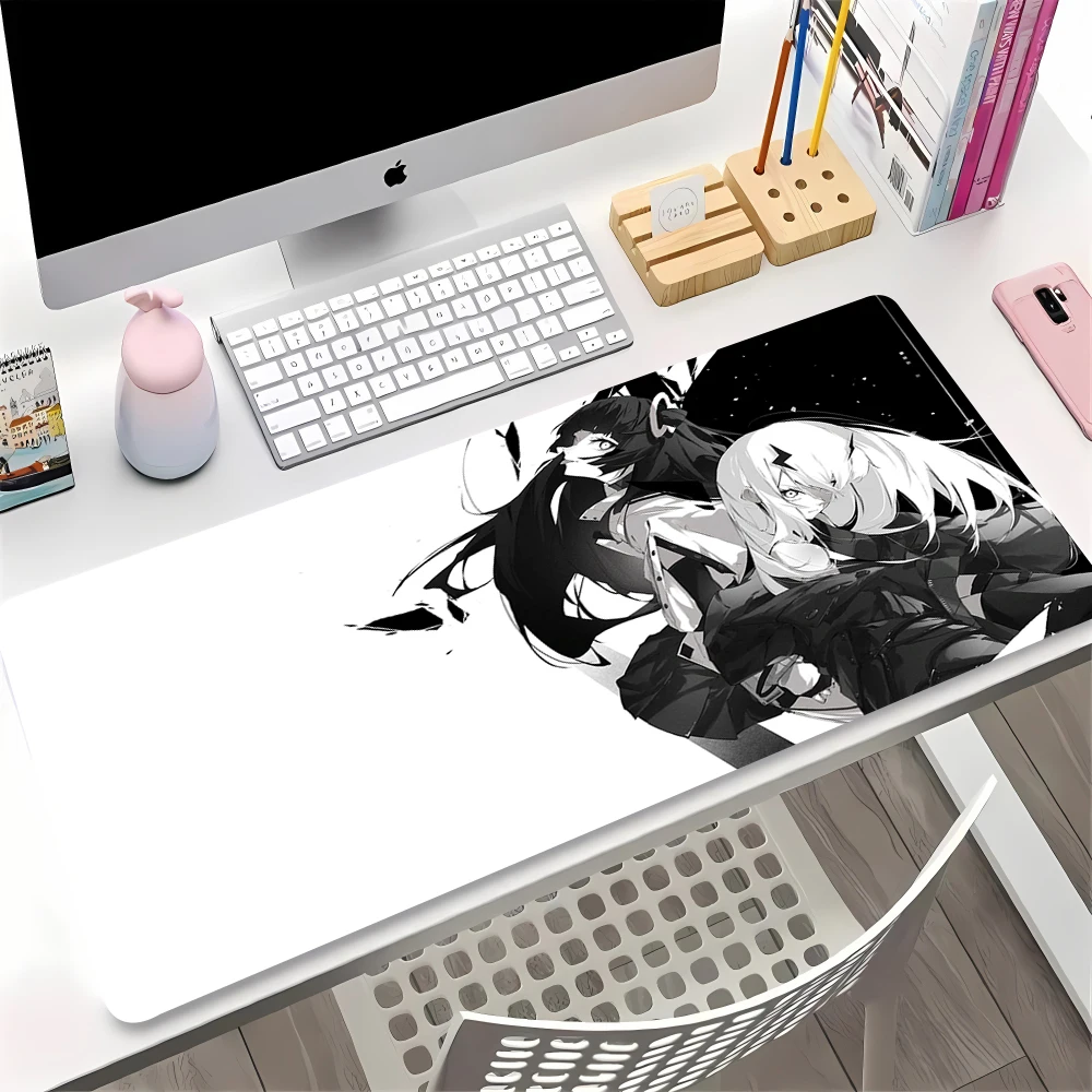 YUki Aim Table Computer Mouse Pad Mat Rug Desk Protector Mesa Home Office Desk Decoration Gaming Pc Gaming Accessories Room Mats