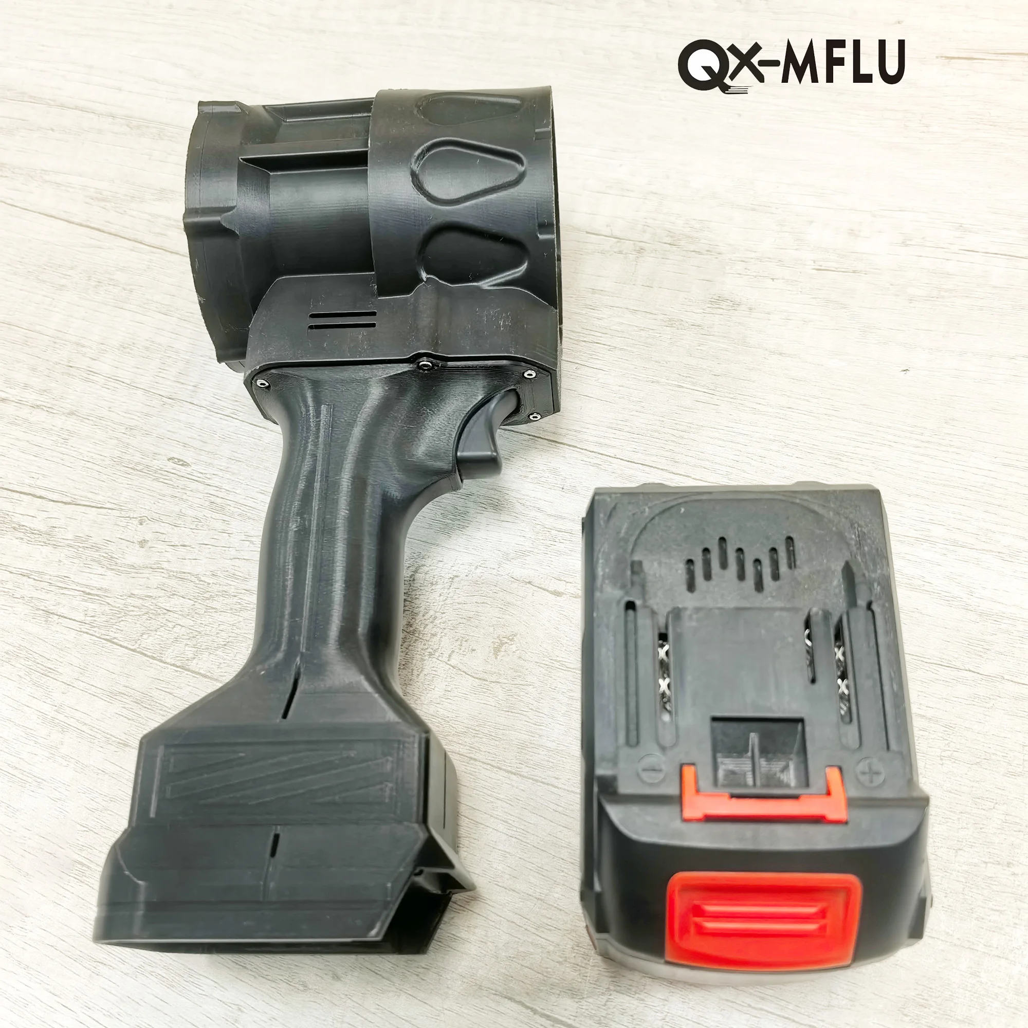 

1000W 64mm Turbo Jet Fan Air Gun Violent Fan Car Wash Snow Removal Air Dryer Compatible with Makita 21V Batteries 1750G