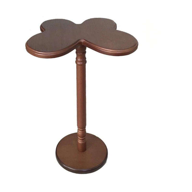 French retro small table, modern simplicity, light luxury for home use, bedside table