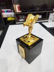 R Logo Little Gold Man and B Logo Wings Decoration High-End Home Living Room and Sample Room Car Shop Simple Decoration