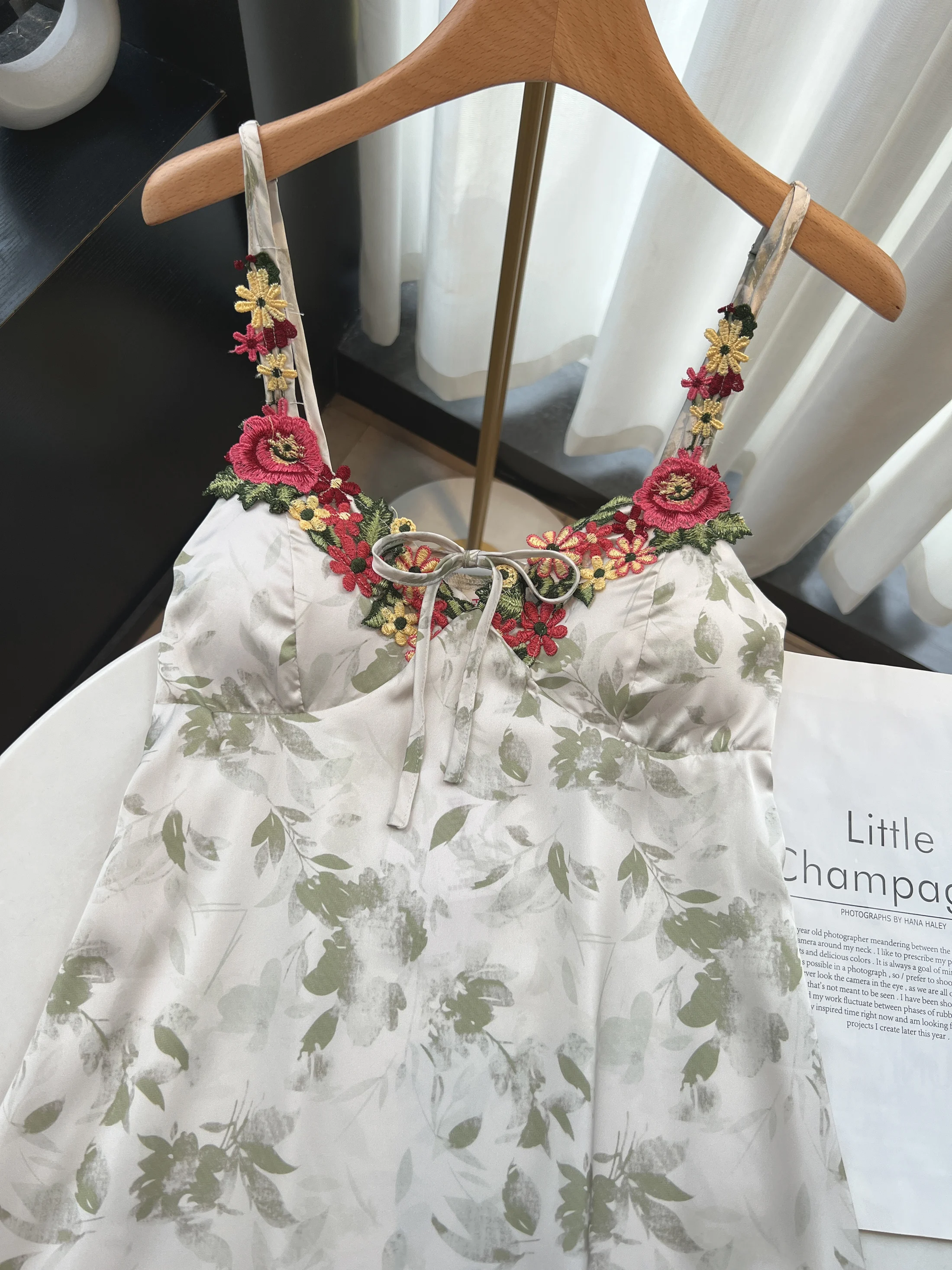 2025 new retro national style sexy ice silk suspender nightdress lace embroidery elegant temperament lady loungewear dress