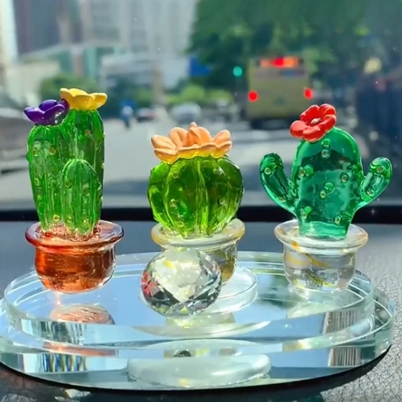 4pcs/pack Handmade Resin Cactus Figurines Ornaments Mini Bonsai Cute Miniature Desktop Craft Home Decor Vehicle Ornament