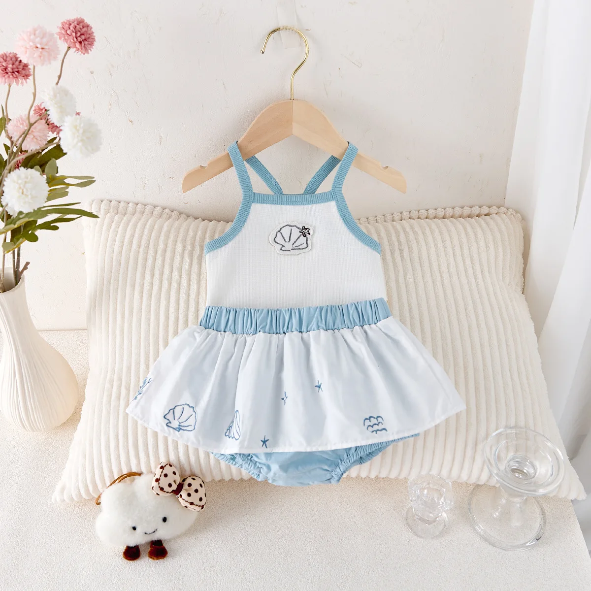 

Summer Infant Strap Set 2025 New Female Baby Stylish Set Shell Strap Top+Shorts