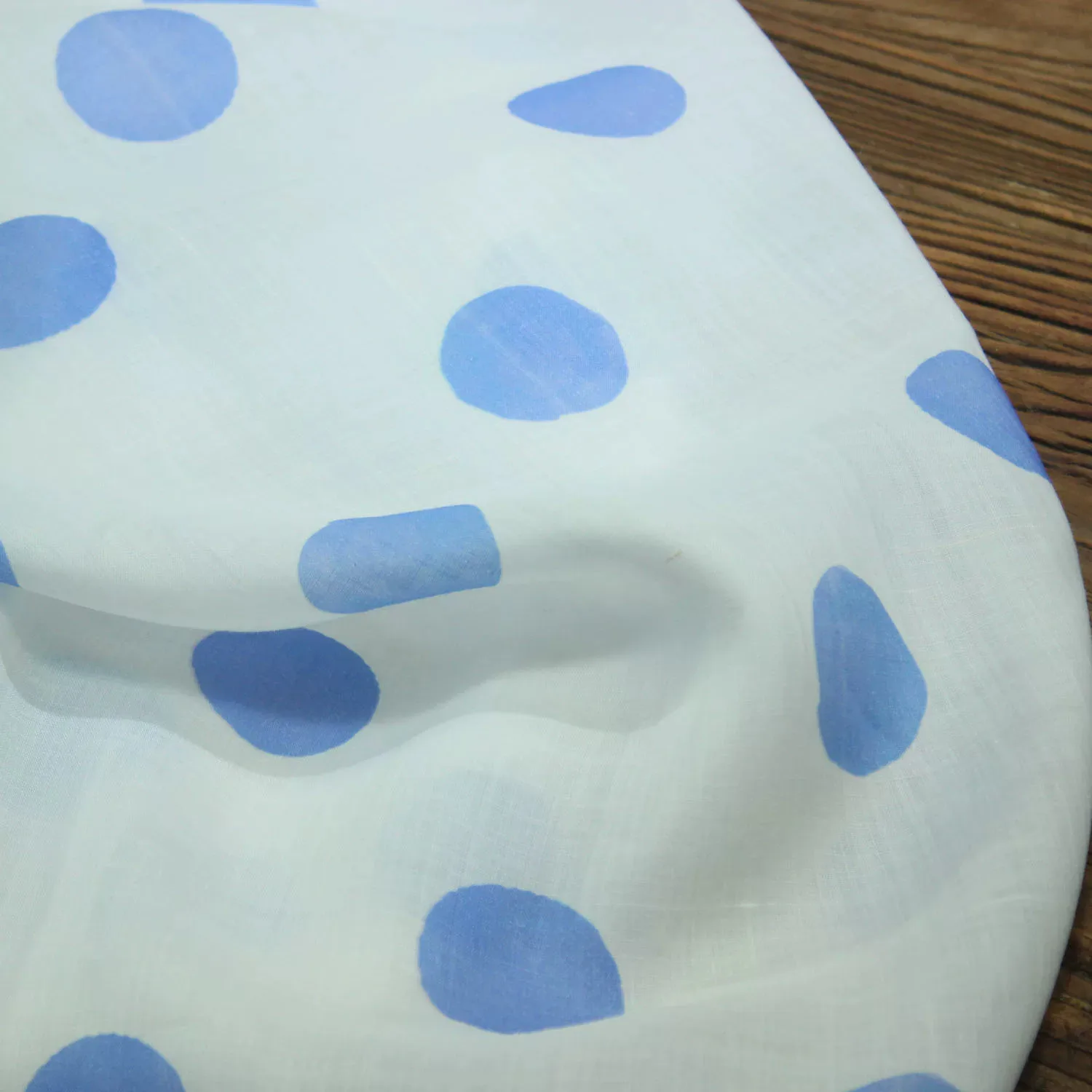 

1yard White background blue polka dot print tela dress cheongsam shirt sewing fabric pure ramie fabrics for clothing