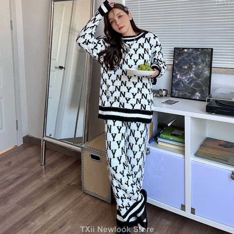 Temperament pajama set, women's soft and soft autumn and winter comfortable, thickened, plush and warm knitted home clothing