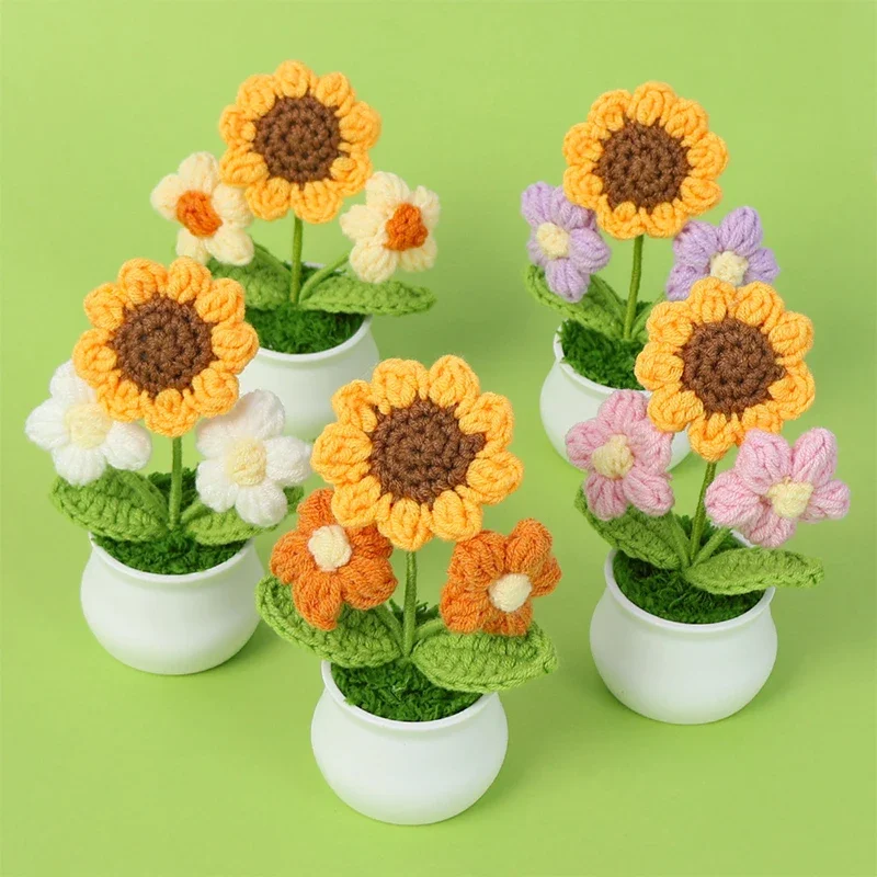 Sunflower Crochet Flowers Hand-knitted Flower Potted Finished Crochet Woven Flowers Pot Graduation Gift Home Decoration