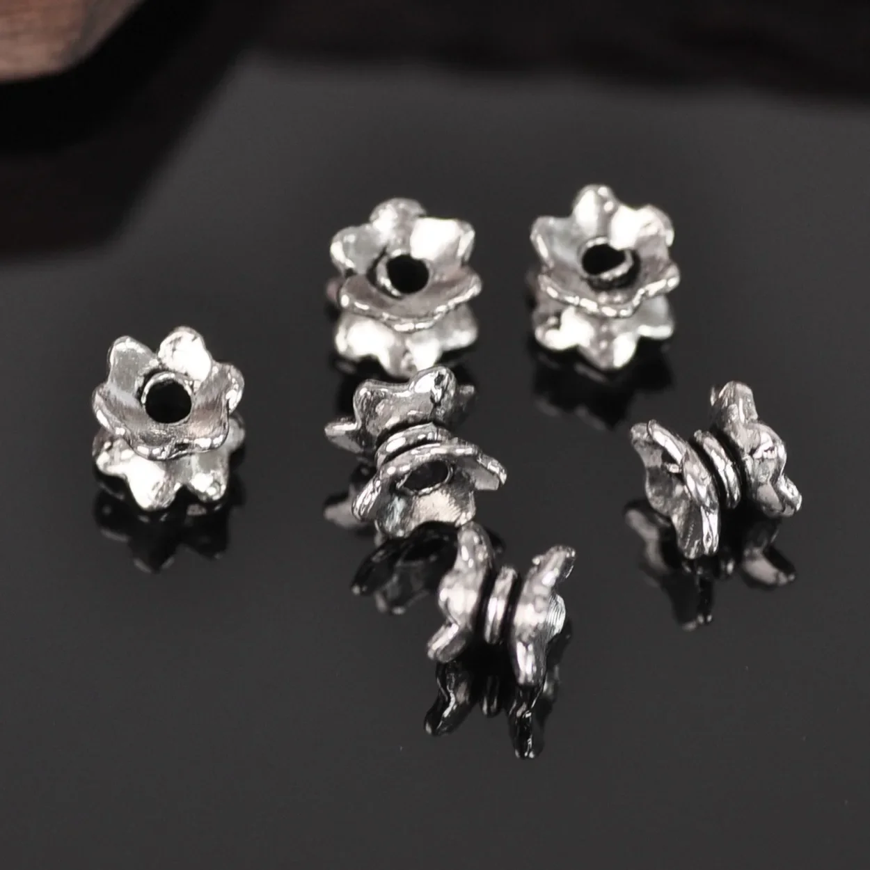 

Tibetan Silver 8x5mm Metal Loose Spacer Beads Lot For Jewelry Making Accessories DIY Crafts Findings