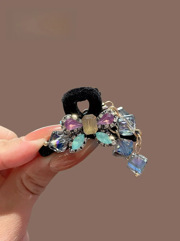presilha-de-cabelo-de-cristal-feminina-pequena-acessorio-de-cabelo-elegante-e-moderno-para-a-parte-traseira-da-cabeca