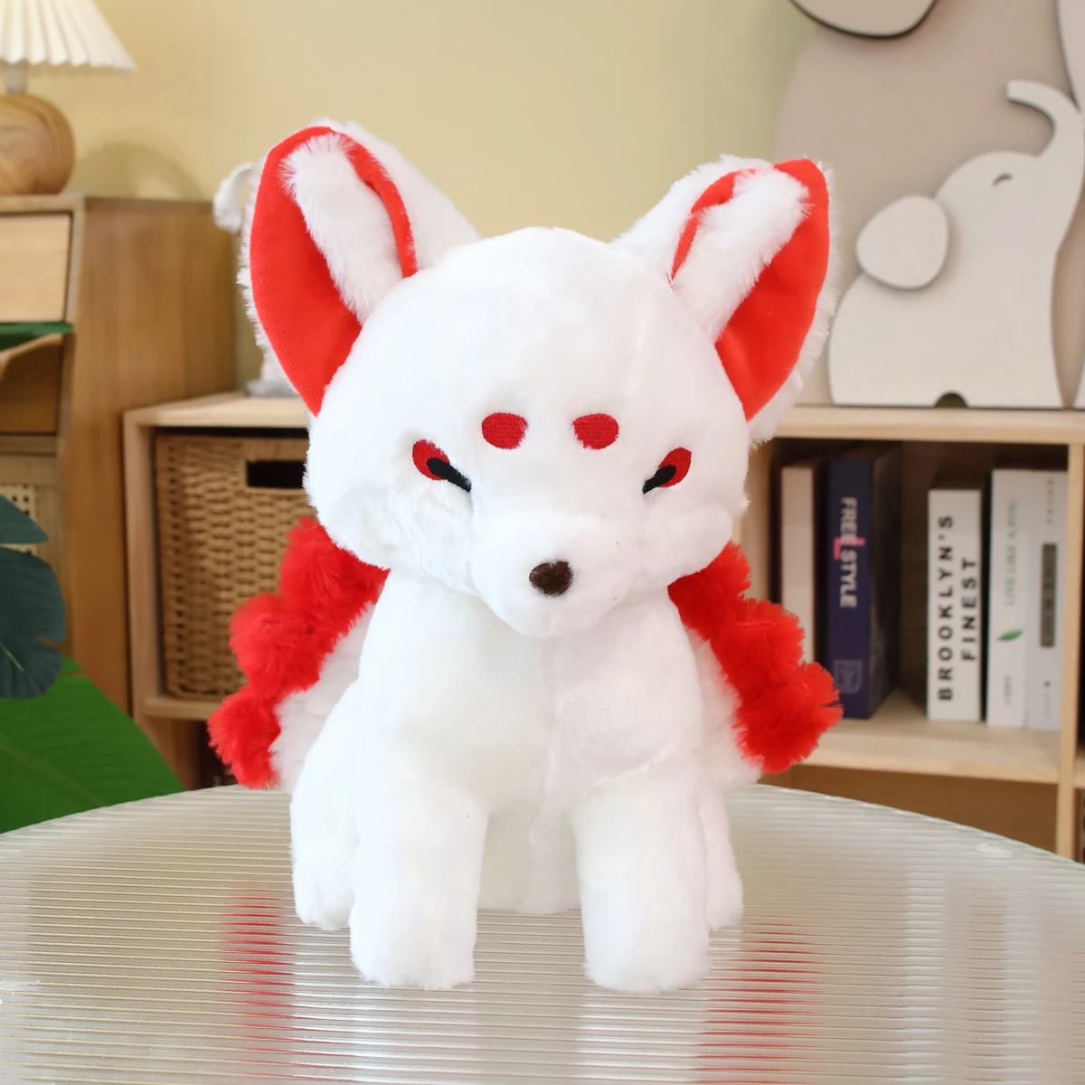 Vosa de brinquedo de pelúcia fofa e criativa com nove caudas, um travesseiro inspirado no clássico das montanhas e da mitologia dos mares, uma nove caudas