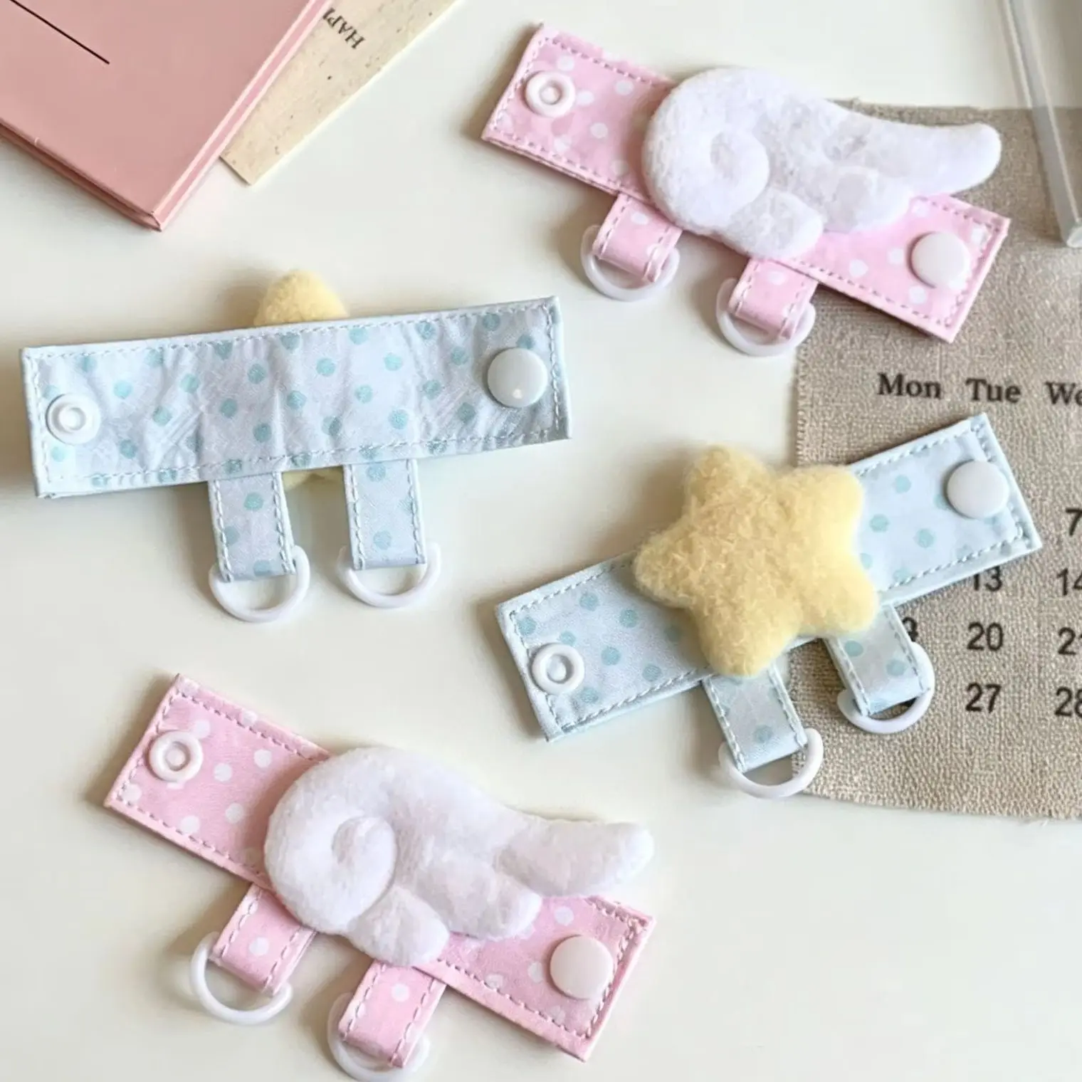 Extension Buckle D‑Type Multicolor Plush Accessories Bag Decoration Buckle Star Heart Wing Pendant Ornament Display Buckle
