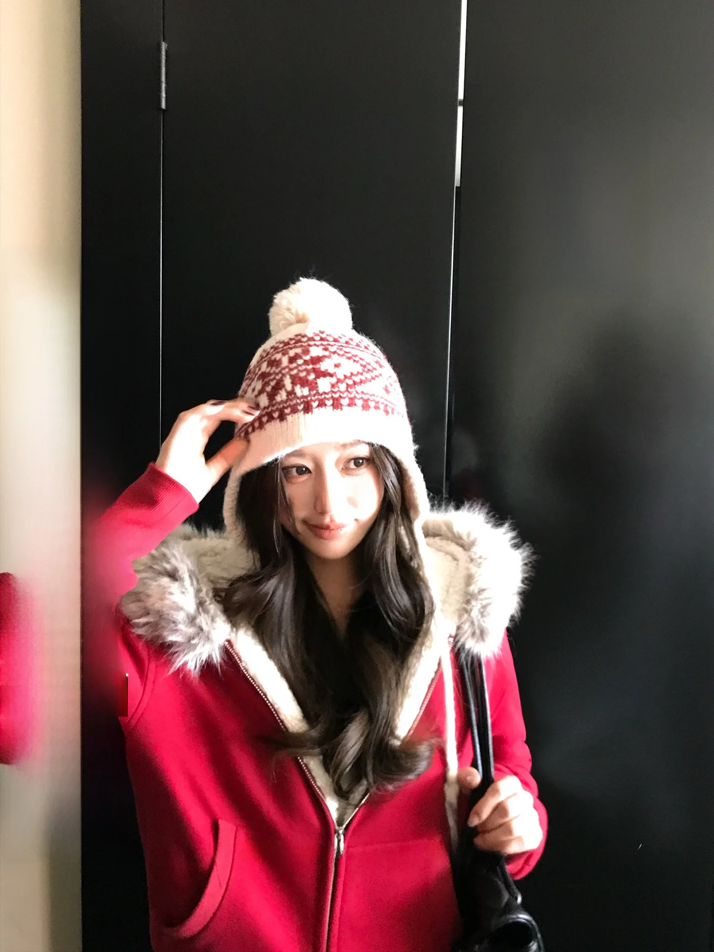 

LIONE Warm Winter Red Fce Lined Hoodie Jaet And Casual Pants Set Women's Faion Ensemble Comfortable Regular Fit Zipper