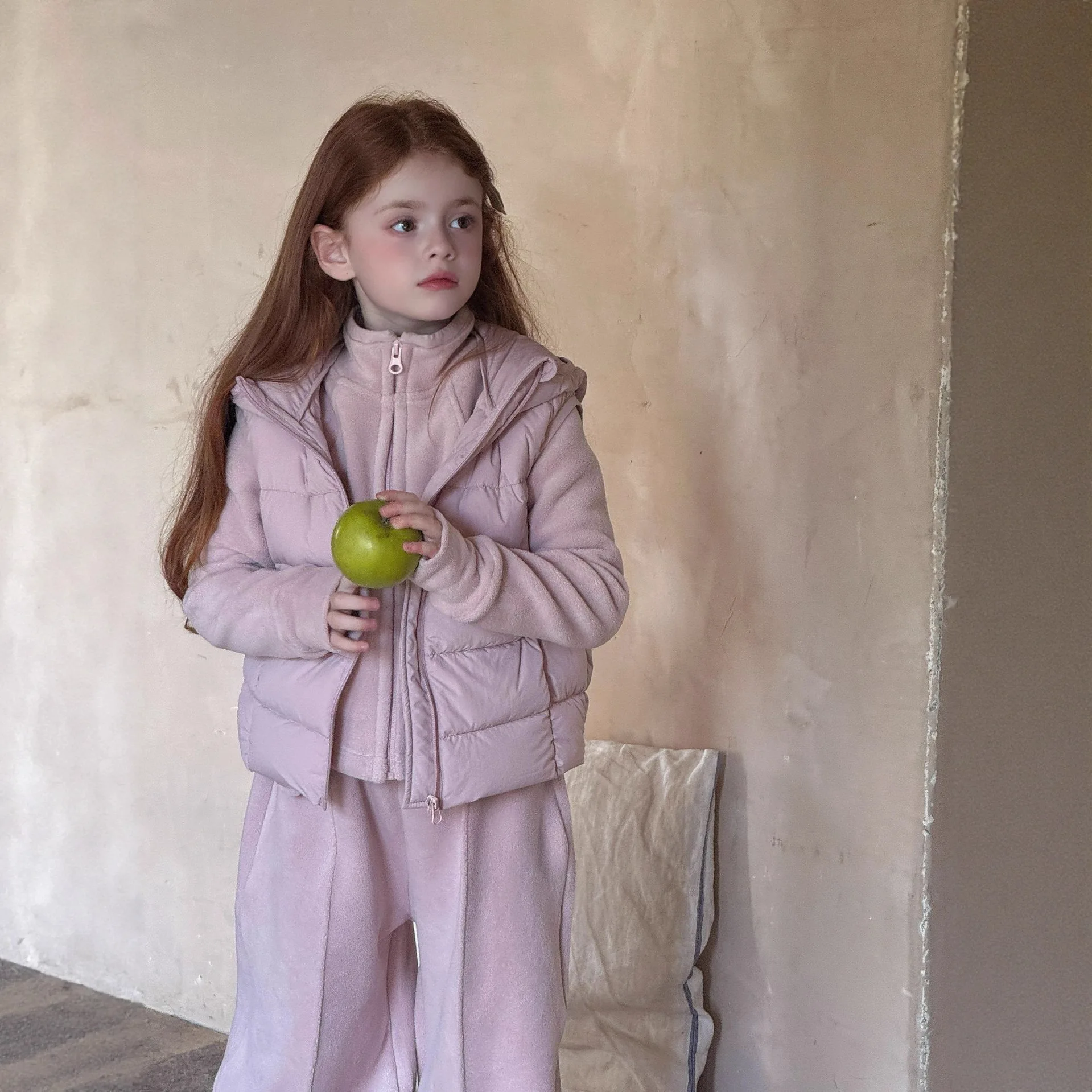 

2025 Winter Children Clothing Three Proof New National Standard 90 White Duck Down Vest for Girls Down Vest