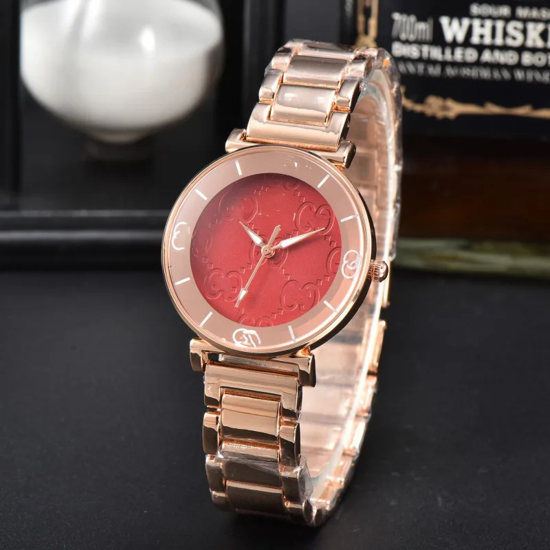 ​ ​ 2025 ساعة رياضية نسائية فاخرة ستانلس ستيل حركة كوارتز ياقوت كريستال مقاومة للماء 100 متر تصميم بسيط