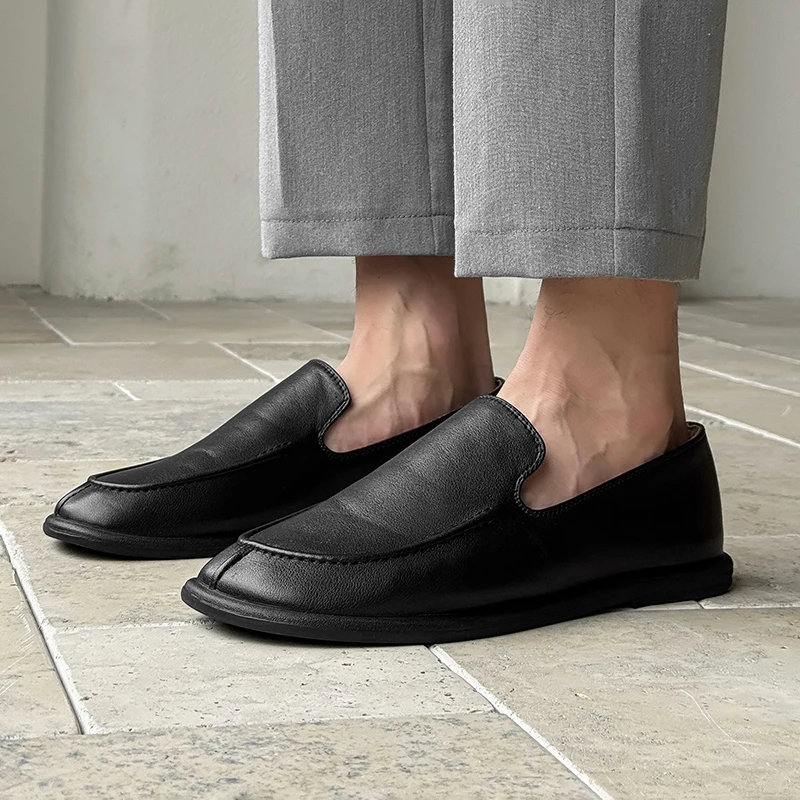 

Black business men's loafers Minimalist British gentleman style Formal office High quality flat and comfortable shoes 38-46