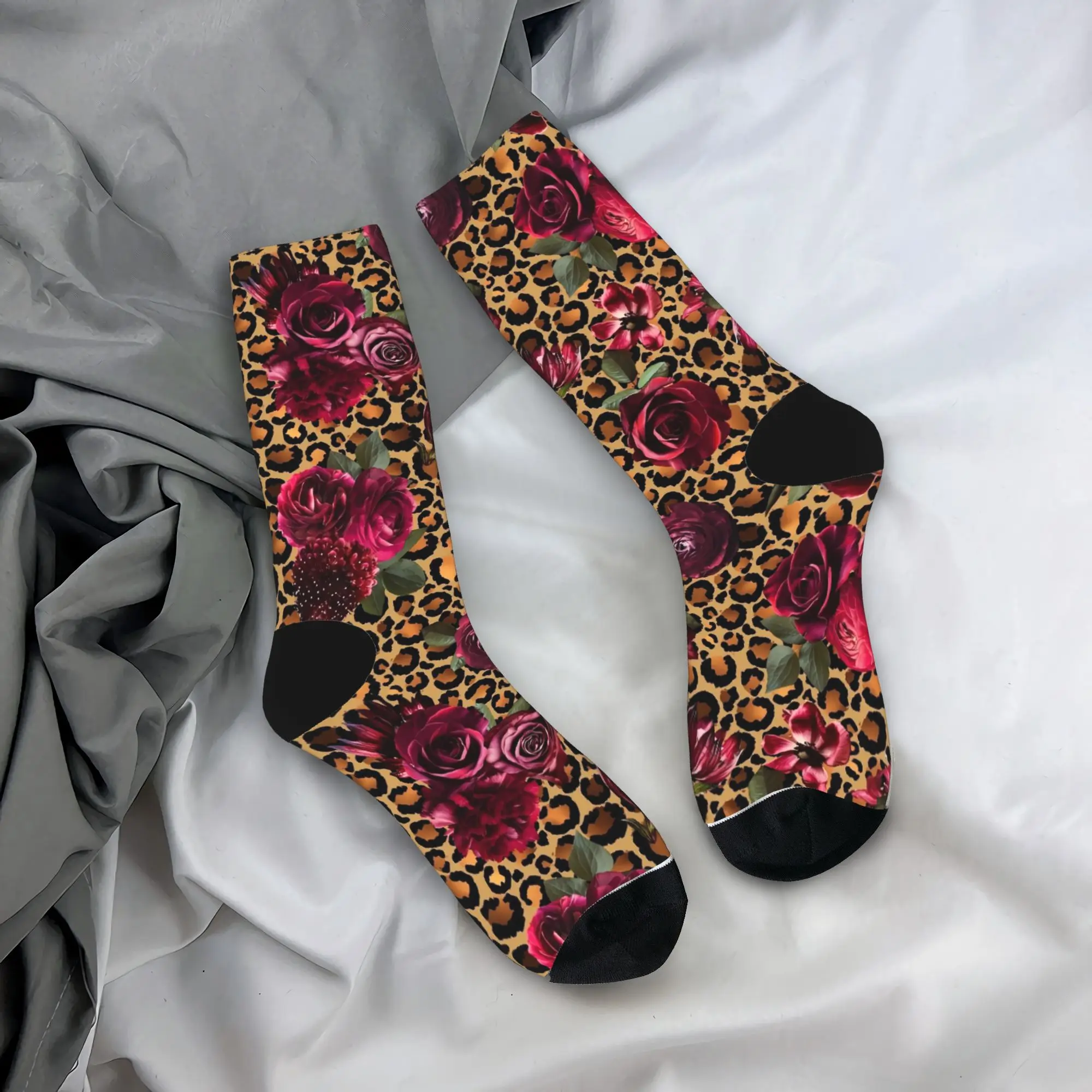 

Leopard Roses Print Socks Spring Stockings Leisure Unisex Men Soft Socks Custom Outdoor Non-Slip Socks