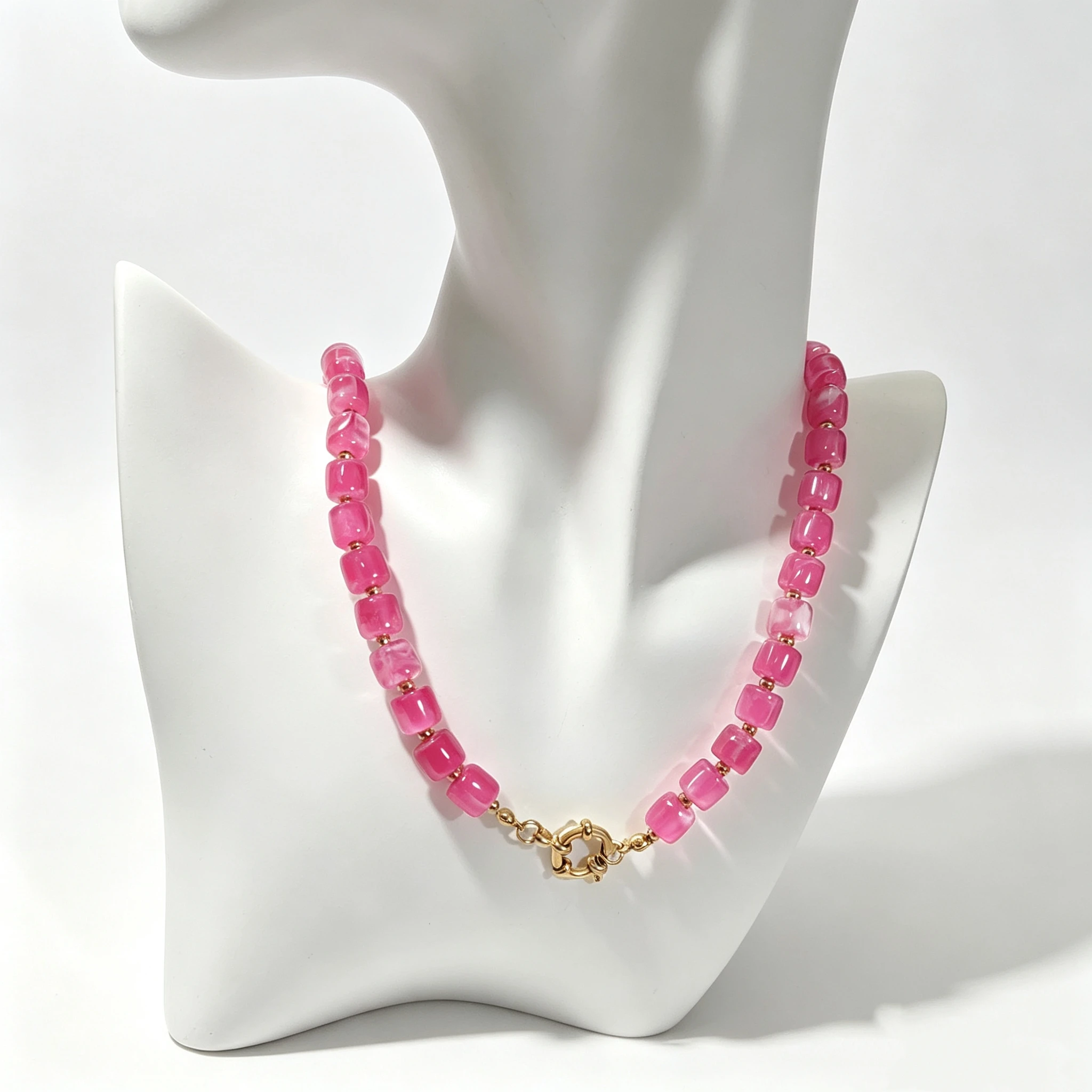 Bohemian Colorful Beads Necklaces for Girl Friends Gifts Retro Acrylic 8x8 Cylinder Beaded Necklace Choker for Women Jewelry