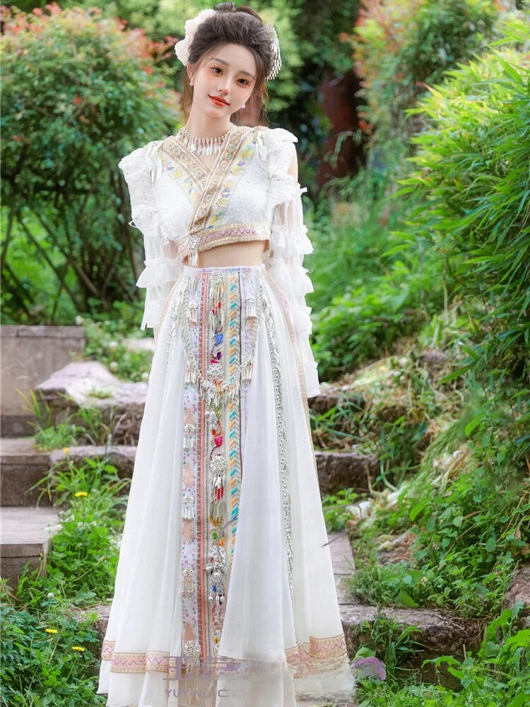 

Fre White Spring New Arrival Miao Ethnic Girl's Clothing Portrait Photoaphy Travel oot Artistic Sle Polyester Blend