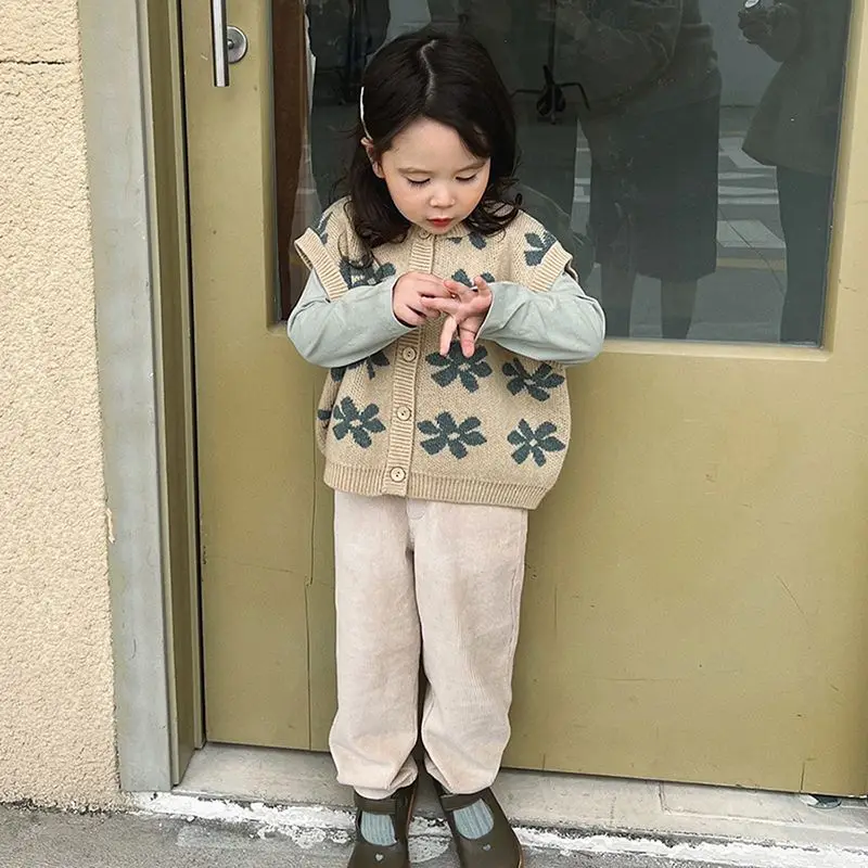 

Children's Clothing Knitted Cardigans, Vests, Spring and Autumn Latest Styles, Floral Sweater Artistic Sweater Vests