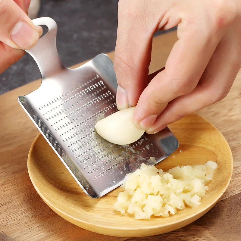 Prensa de alho de aço inoxidável-gengibre/grador/triturador para wasabi e legumes, ferramenta de cozinha segura para máquina de lavar louça com alça