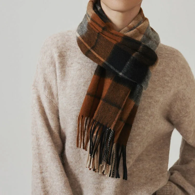 High Quality 100% Wool Soft Light Scarf Men Women Autumn Winter Simple Classic Thermal Plaid Tassel Muffler Male Female Shawl