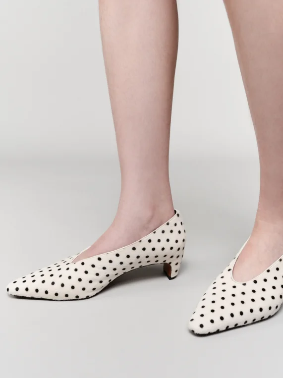 ALIAS MAE 2026 Early Spring New Spotted Horsehair Pointed Low Heel Women's Shallow Mouth Casual Versatile Single Shoes