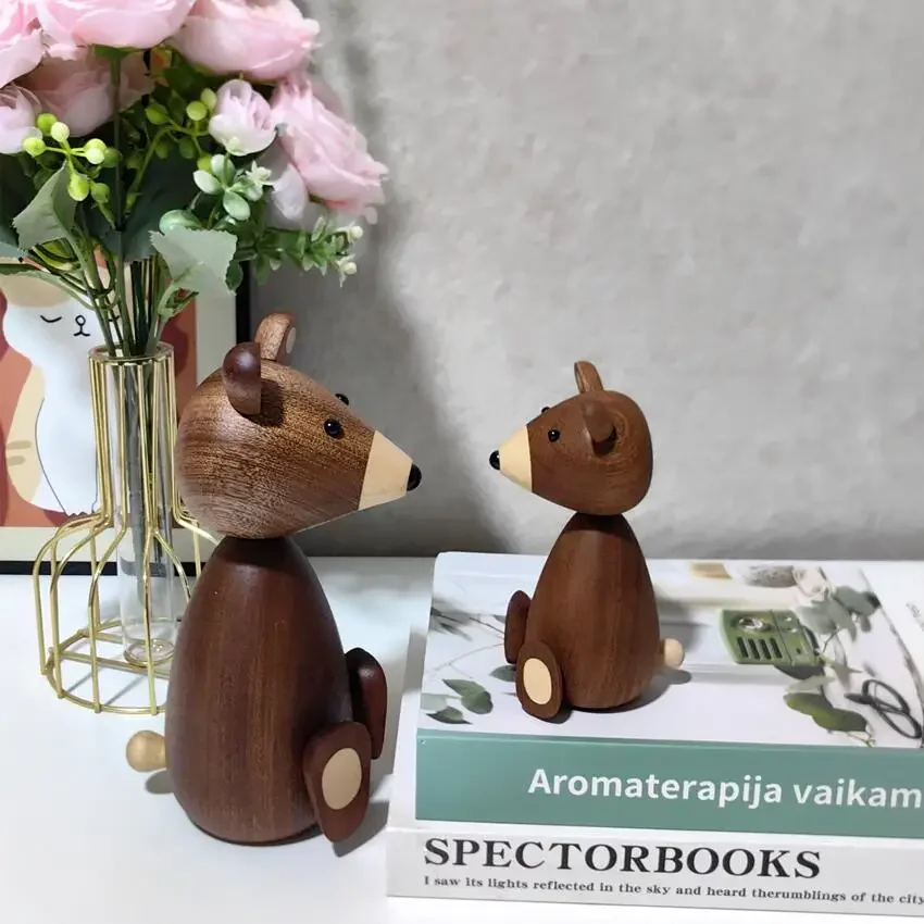 Denmark Wooden Brown Bear Family Gifts/Crafts/Toys Wood Squirrel Home Decorative Figurines High Quality Nordic Design Room Decor