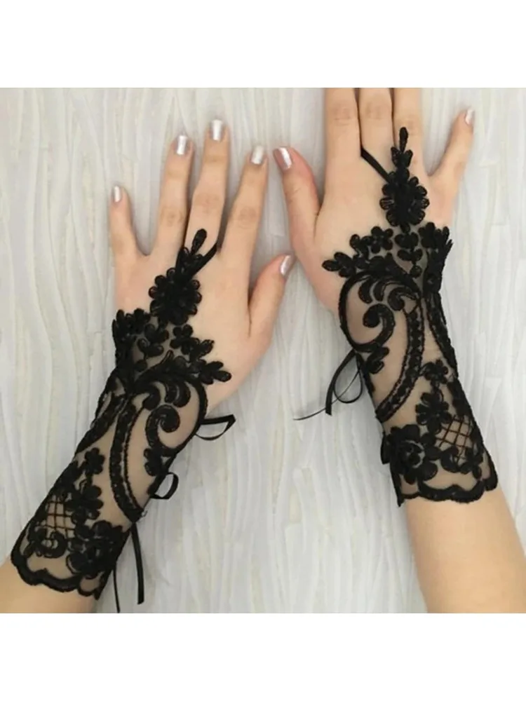 Gants de mariage sans doigts pour femmes, en dentelle, blanc, noir, de haute qualité, mitaines, accessoire de fête pour filles, gants Sexy