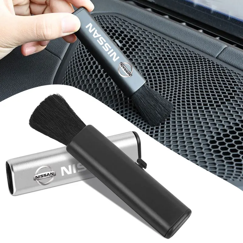 Car Interior Cleaning Brush Telescopic Small For Nissan Nismo GTR Tiida Sylphy Teana X Trail T30 T32 Qashqai Wheel Center Caps