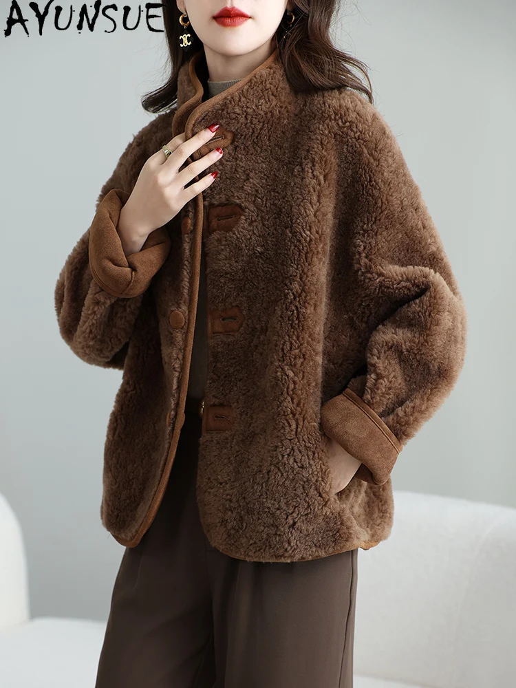 معطف صوف 100% من AYUNSUE للنساء 2025 جاكيت للدراجات النارية سترات شيرلينغ الأغنام ملابس شتوية فرو نسائي متكامل