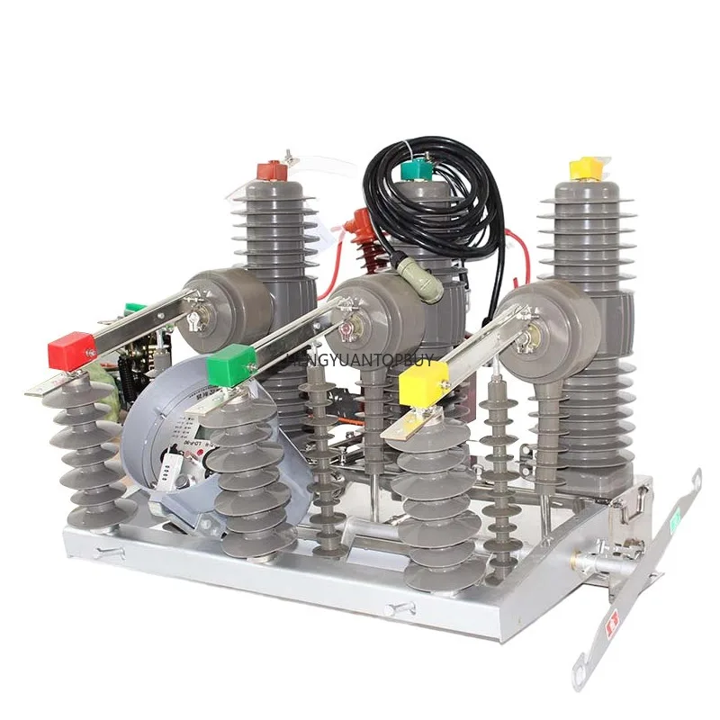 Outdoor 24KV High Voltage Vacuum Circuit Breaker ZW32-24G/630A Manual Type with Isolation Pole Switch