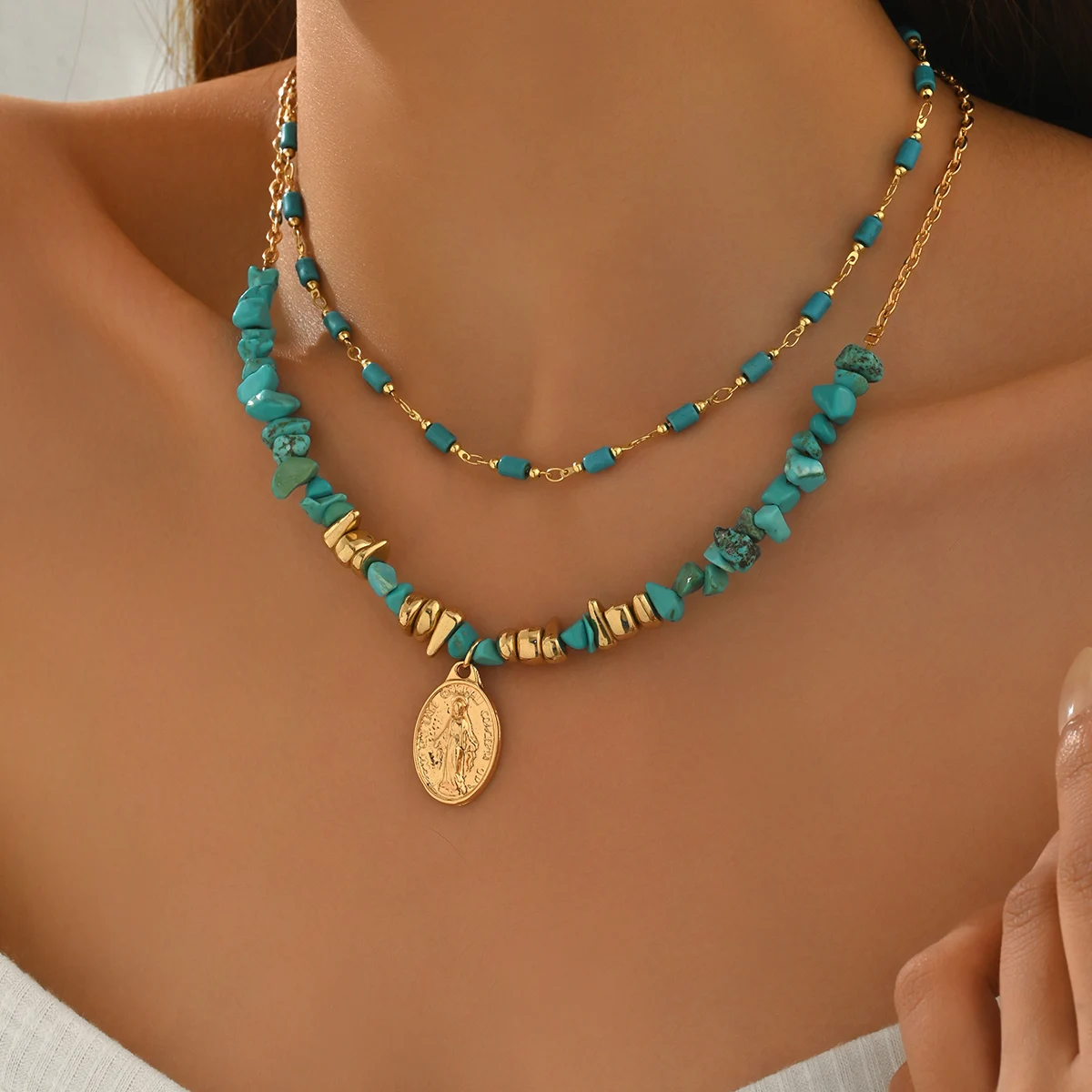 Boho Turquoise Chip Bead Layered Necklace Women Virgin Mary Oval Pendant Stackable Adjustable Summer Beach Jewelry
