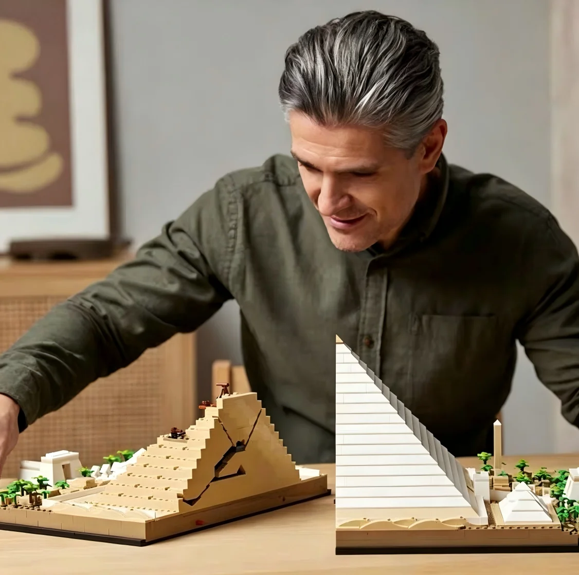 Disney 21058, Juego de Bloques de Construcción de la Gran Pirámide de Giza, 1476 Piezas, Modelo de Arquitectura de Simulación, Regalos de Navidad, Decoración para Oficina o Vitrina