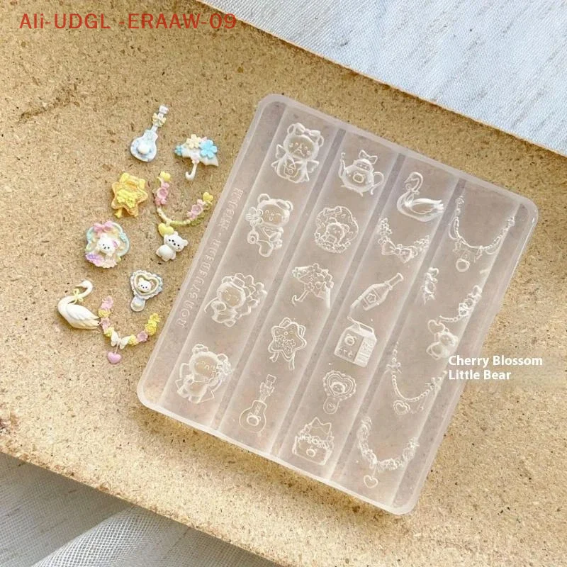 1Pc Cute Cartoon 3D Silicone Bear Mold Nail Art Decoration DIY Design High Transparency Silicone Nails Mold