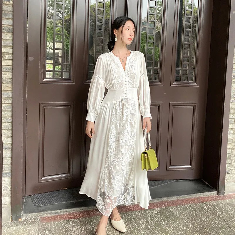 2025 New Spring Summer White Lady Dress Retro Waist Lace Stitching V-neck Dresses Embroidery Boho Long Dress Women Vestiods