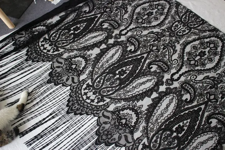 

1.3-meter-wide High Quality Tassel Edging Fabric, Non Elastic, Can Be Used for DIY Edge Decoration of Clothing and Curtains