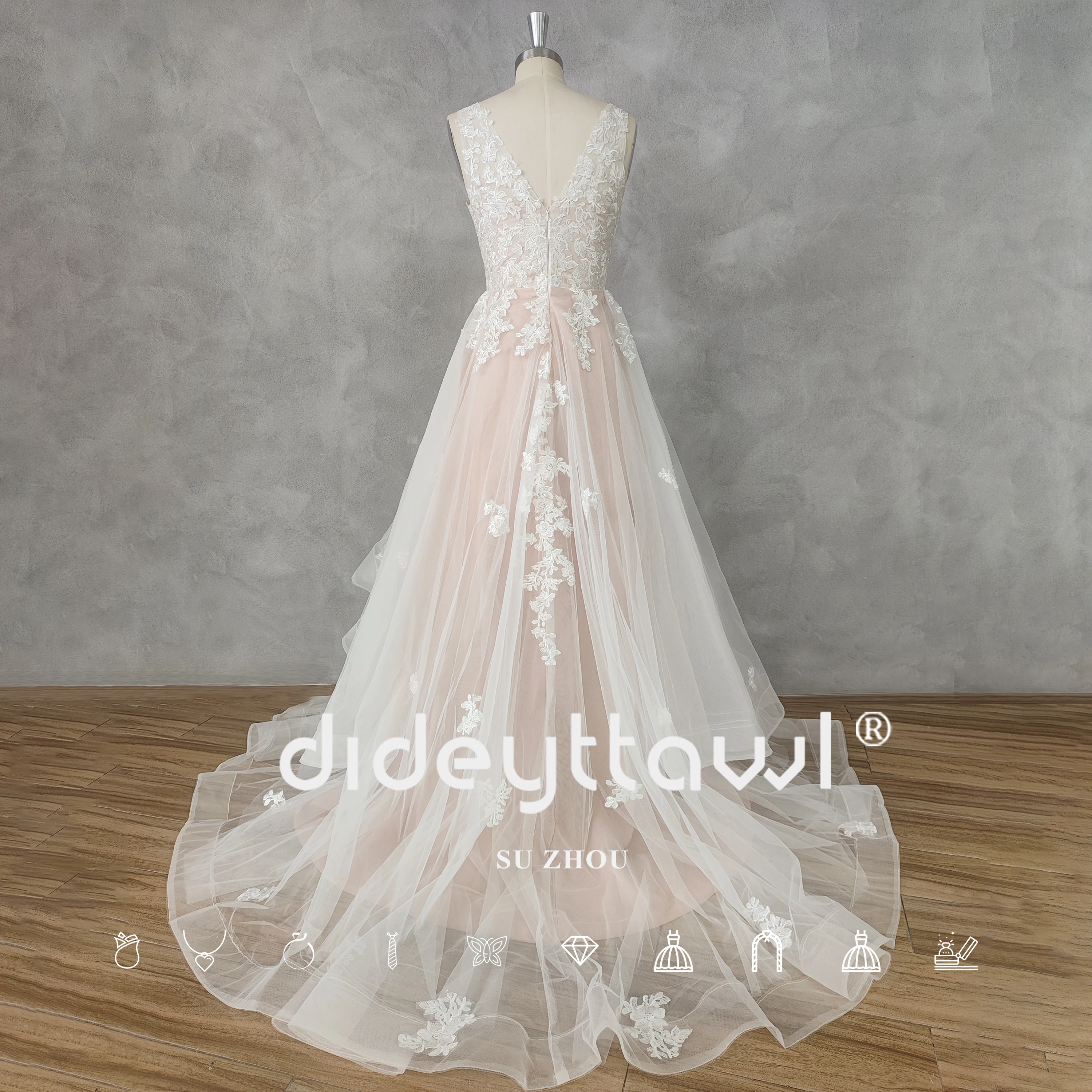 DIDEYTTAWL Real Picture V-Neck Organza Tiered A-Line Wedding Dress For Women Zipper Back Appliques Court Train Bridal Gown