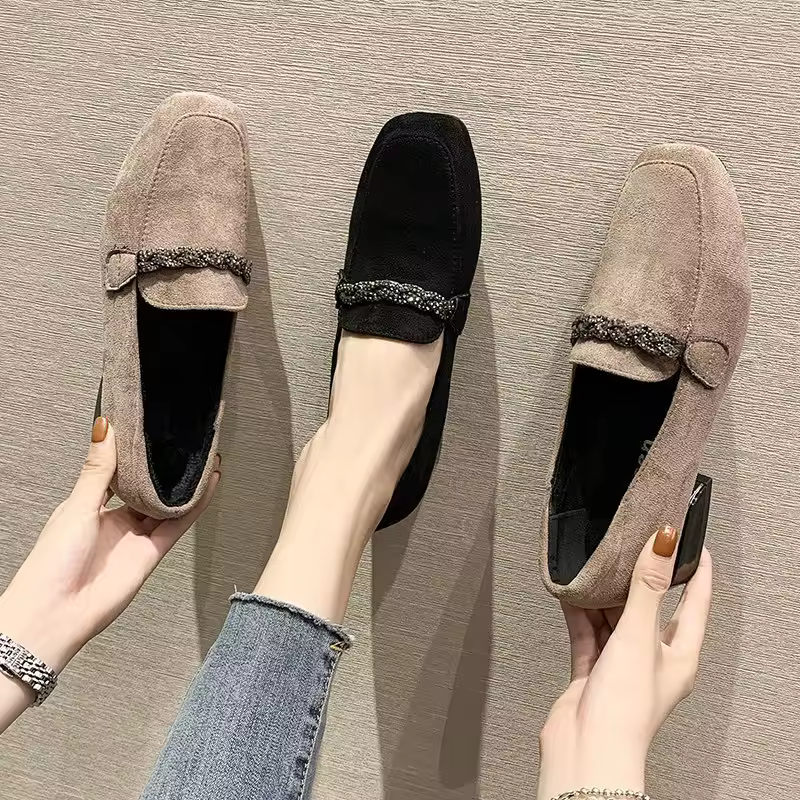 2022 Autumn Winter Women Loafers Low Heels Boat Shoes Square Toe Dress Shoes Chain Faux Suede Plush Warm Ladies Shoes Plus Size